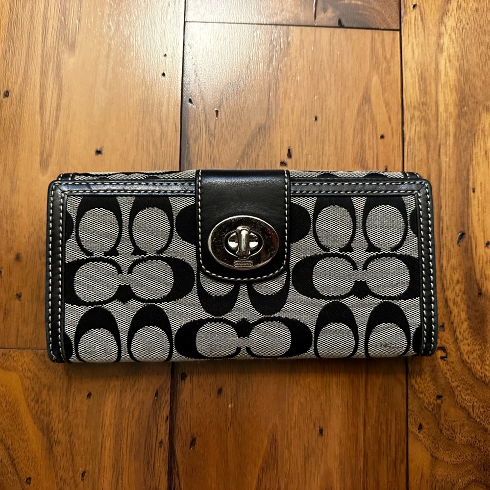 Coach wallet
